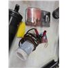 Image 7 : 12 V Air Compressor, Grease Gun, Terminal Cleaners