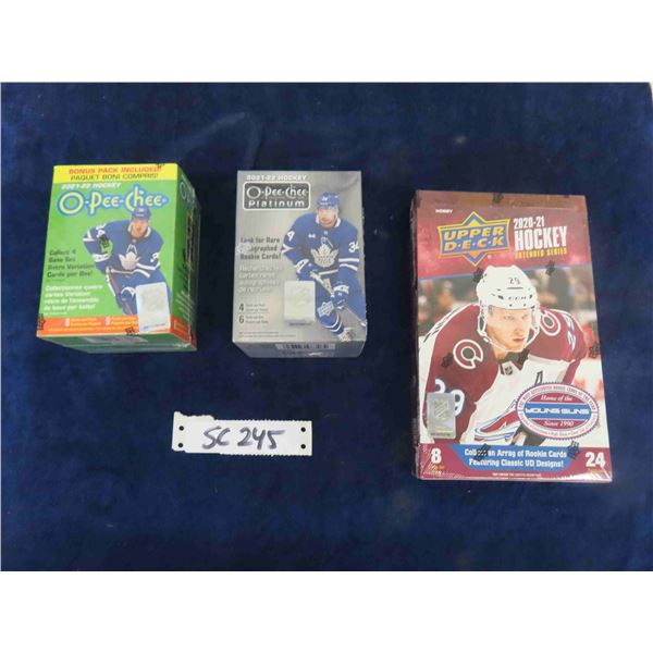 (2) O-Pee-Chee 2021/22 Blaster Box & Upper Deck Hockey Hobby Box