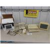 Image 1 : Apple Iic Computer with Monitor, Power Pack + Cables - Untested