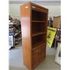 Image 2 : Sklar Peppler Shelf with 2 Lower Doors - solid Wood 16" x 32" x 76.5" 