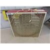 Image 3 : Kenmore 22.5" x 22.5" Box Fan - Cool Red Color! 