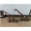 Image 1 : 2 Vintage Cast Iron Seeders