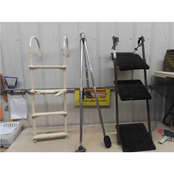 2 Boat/ Dock Ladders, Swivel Ease Boat Mount Tow Rope Lift