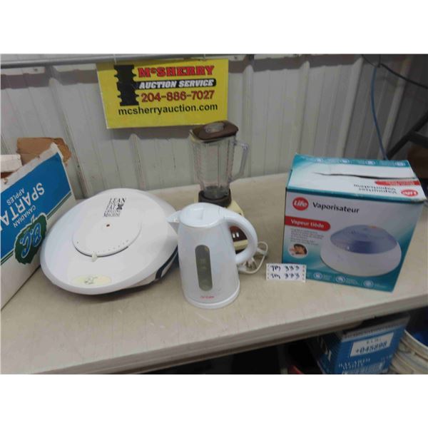 Kitchen Appliances; Electric Kettle, George Foreman Lean Grill, Blender