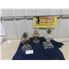 Image 1 : (3) Coal Oil Lamps