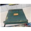 Image 4 : Old Paper Cutter 24" x 24" 