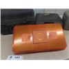 Image 2 : Amber Emergency Light 9" x 15" & 3 Hard Tools Cases