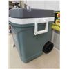 Image 5 : Igloo Max Cold 62 Quart Rolling Cooler - Holds 90+ Beer Cans