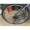 Image 2 : Schwinn Santa Monica 21 Speed Men's Mountain Bike with 26" Rims + Front Shocks