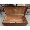 Image 4 : Hondorich Furniture Co. Cedar Blanket Chest 19" x 22" x 40"