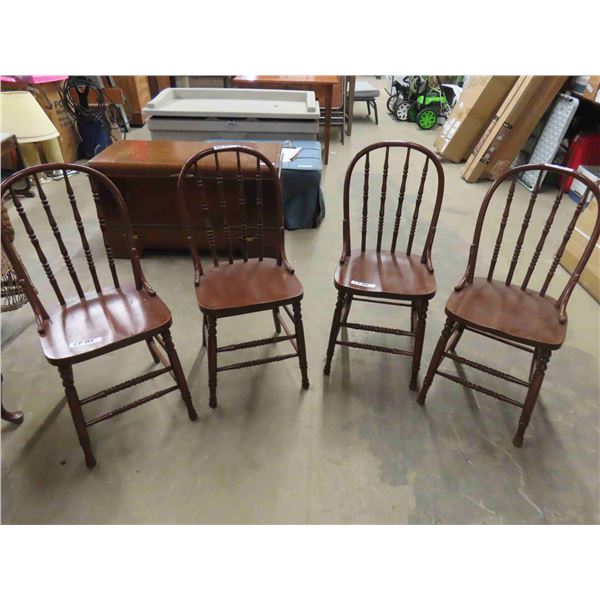 Set of 4 Matching Wood Kitchen Chairs