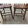 Image 4 : Set of 4 Matching Wood Kitchen Chairs