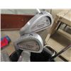 Image 2 : 10 pc Golf Clubs with Bag - Tech  Plus ; 2 Metal Woods, 3, 4, 6, 7, 8, 9, P Irons and Putter