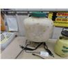 Image 2 : Backpack Sprayer - Tank Only & Chapin Hand Pump Garden Sprayer