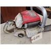 Image 2 : PM 177 Canadian Gas Powered Chainsaw 16'' Bar - Has Compression