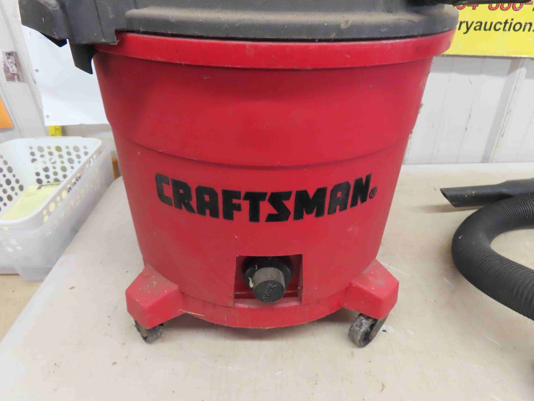 Craftsman 45 Litre 2 Speed Shop Vac with Hose Has Good Suction