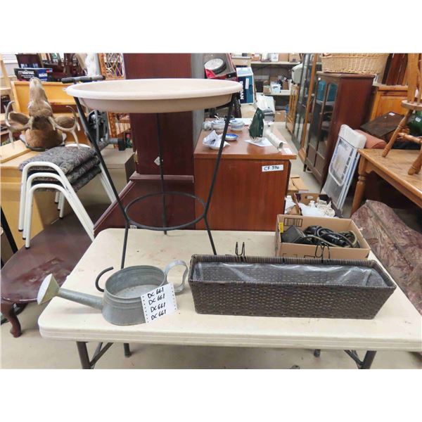 Plastic Table with Metal Legs for Plants, Rectangle Planter with 