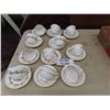 Image 1 : 11 Tea Cups and Saucers (3) Foley Golden Regency (8) Royal 
