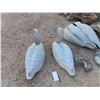 Image 6 : 6 Floating 2 Piece Goose Decoys 23'' Long