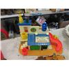 Image 2 : Hot Wheels Mario Kart Track Stuff , Fisher Price Sesame Street