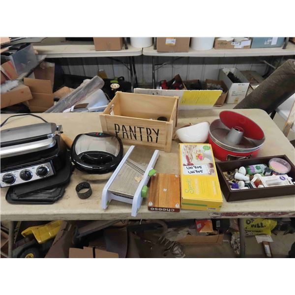 President Choice Griddle , Waffle Maker , Shredder , Cake Pan , 
