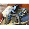 Image 2 : Size 11 Rollerblades , 2 Left Handed Hockey Sticks, Badminton 