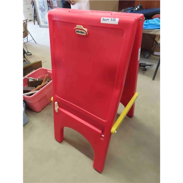 Little Tikes Plastic Fold Out Easle 
