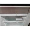 Image 5 : Magic Chef Bar Fridge 33'' Tall x 21'' x 22'' - Looks Unused