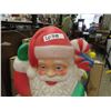 Image 2 : Plastic Santa Clause Light Up Blow Mold 39'' Tall