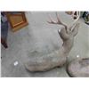 Image 4 : Lounging Deer and Doe Cement Lawn Ornaments