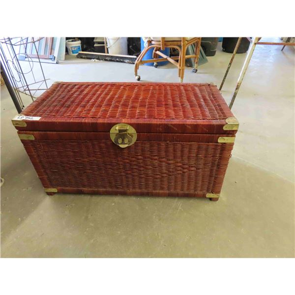 Wicker Storage Box with Hinged Lid 31'' x 16'' x 16''
