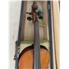 Image 3 : Vintage Violin in Case with 2 Bows 