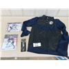Image 1 : Winnipeg Jets 2.0 Lot : 2 Signed Hellebuyck 8'' x 10'' Photos, XXL 
