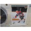 Image 3 : Bill Mosienko Card & Boston Bruins Puck in Display Case