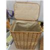 Image 2 : Wicker Laundry Hamper, Wicker Mat, Kleenex Box Cover, Wicker Trivets