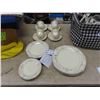 Image 1 : Royal Doulton Romance Tamara 4 Place Settings - 20 pcs