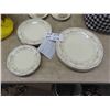 Image 2 : Royal Doulton Romance Tamara 4 Place Settings - 20 pcs