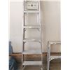 Image 1 : 6 Foot Ladder With Trigger Metal Saw Horse
