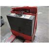 Image 3 : Toyota 7HBW23 Electric Truck Pallet Jack (powers on, does not run)