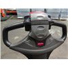 Image 11 : Toyota 8HBW23 Electric Truck Pallet Jack (powers on, does not run)