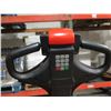 Image 6 : Toyota 8HBW23 Electric Truck Pallet Jack (no power - needs repair)