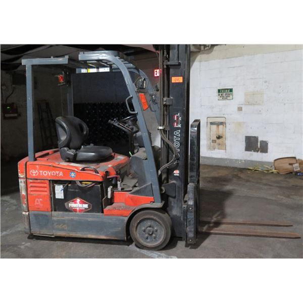 Toyota FBEU15 Electric Forklift, Untested, Battery is Completely Dead