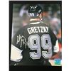 Image 1 : WAYNE GRETZKY AUTOGRAPHED 8X10 PHOTO GCG AUTHENTICATED