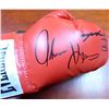 Image 2 : Boxing Greats Everlast Boxing Glove 3 Signatures Sugar Ray Leonard, Hearns, Duran PSA