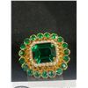 Image 2 : Vintage Goldtone Brooch w/Emerald Green Stones & Pearl Accents