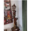 Image 1 : VINTAGE FIGURAL STREET LAMP LIGHT