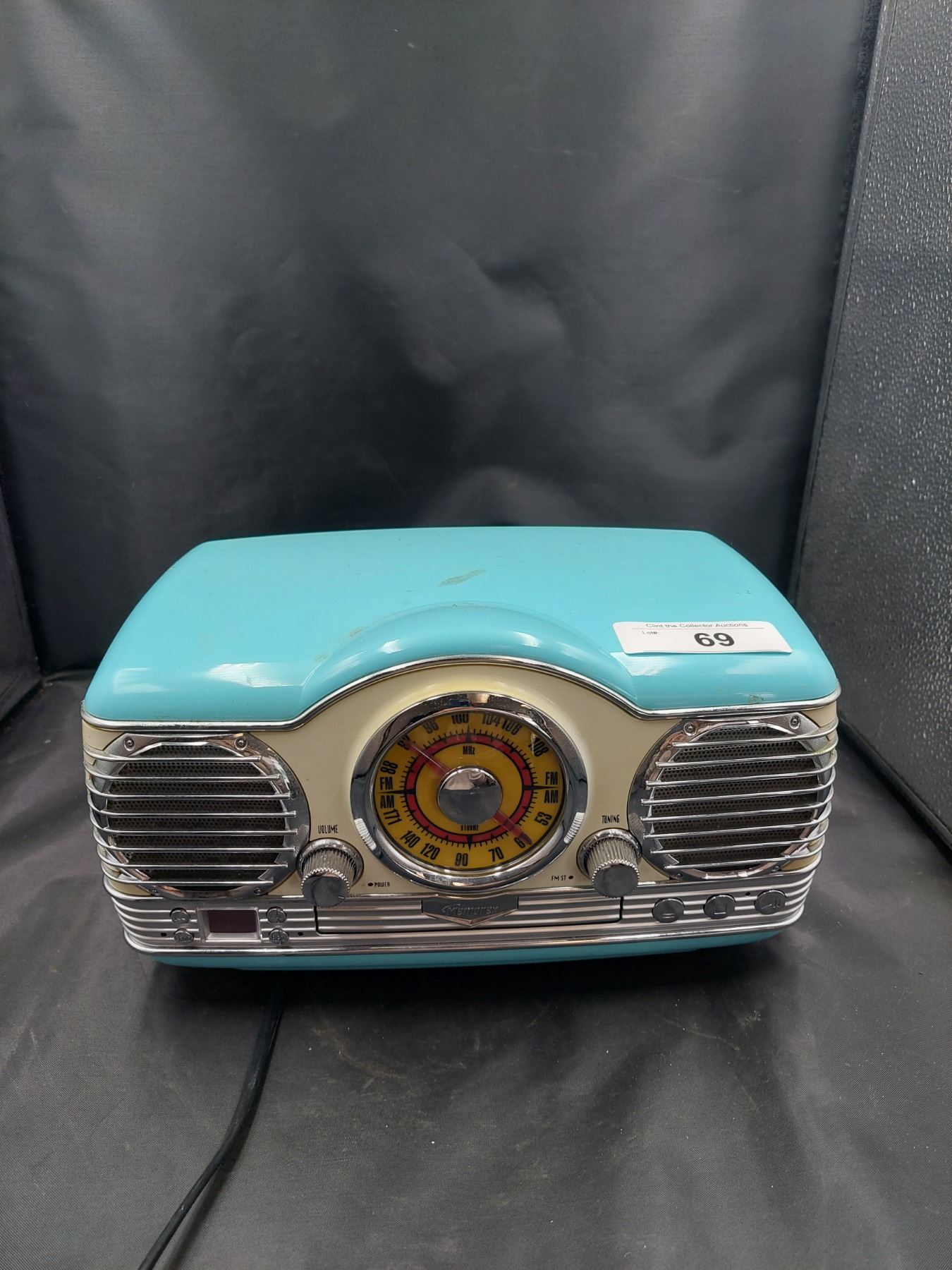 VINTAGE STYLE MEMOREX AM/FM CD PLAYER