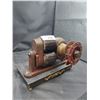 Image 2 : ANTIQUE STEAMPUNK PUMP