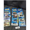 Image 1 : 12 NOS HOTWHEELS DIE CAST CARS