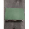 Image 2 : VINTAGE FOLD UP PICNIC TABLE W/ORIGINAL CASE